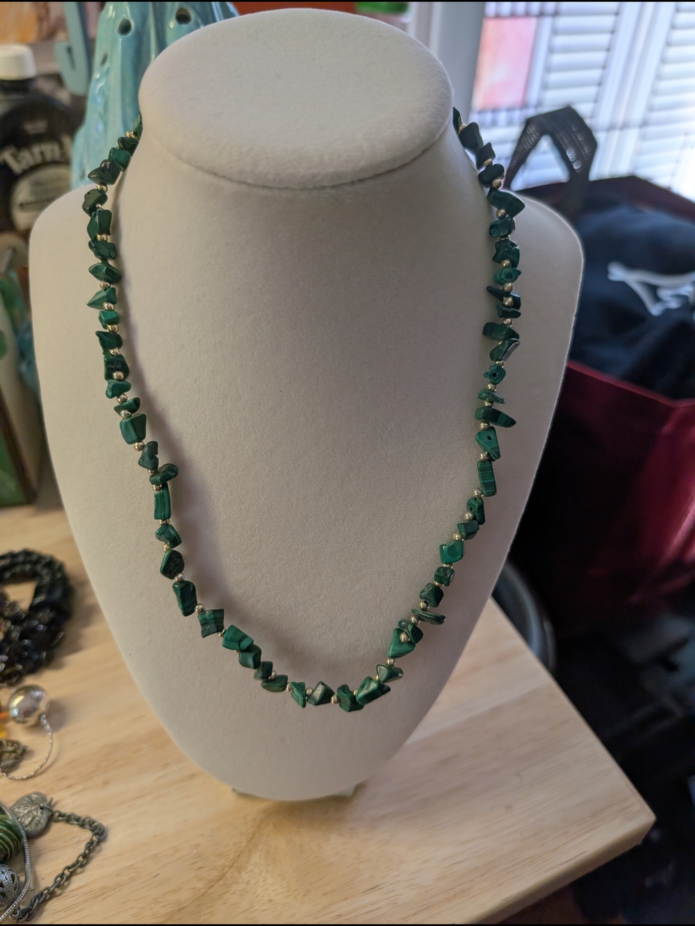 Green Chip Stone Necklace - Unbranded Women’s Jewelry